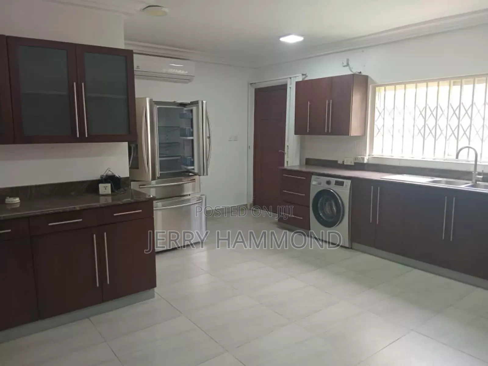 4bdrm House in Labone  Price $ 3200 for rent