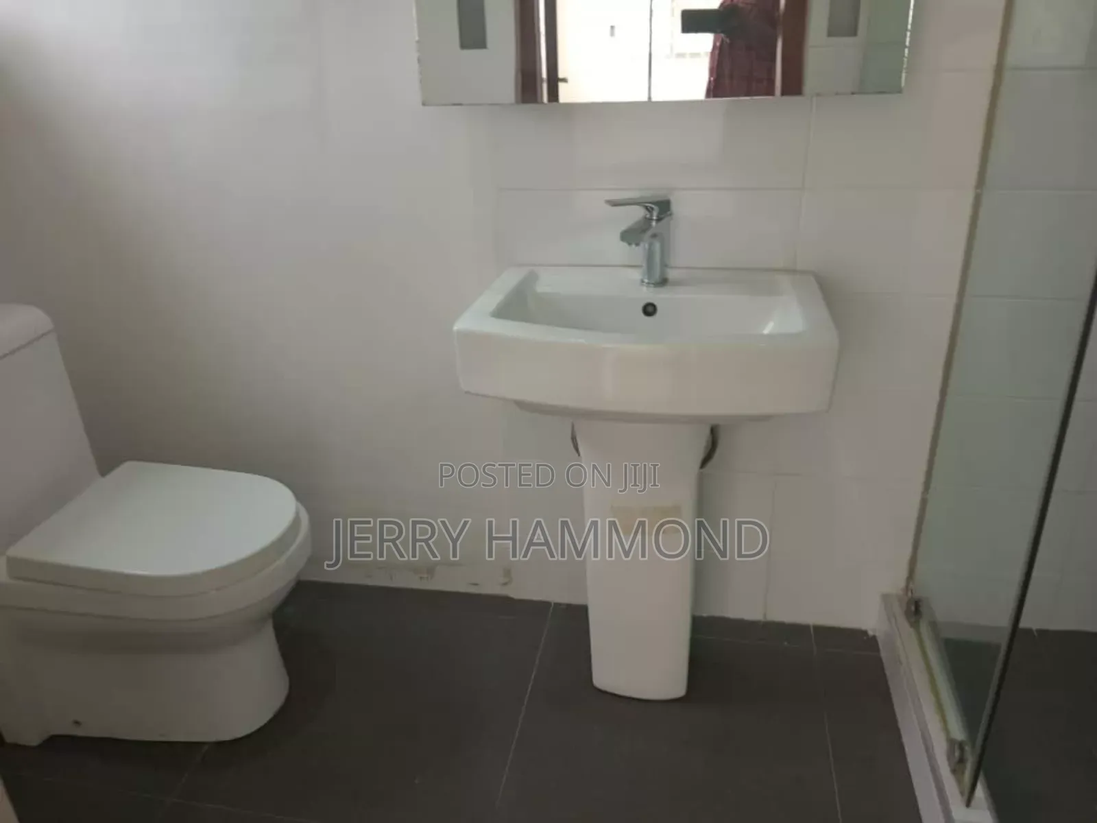 4bdrm House in Labone  Price $ 3200 for rent