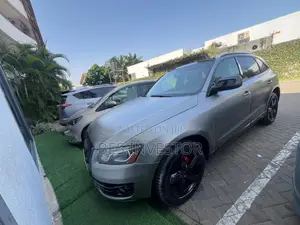 Audi Q5 3.0T Premium Plus quattro 4dr SUV AWD (3.0L 6cyl S/C 8A) 2014