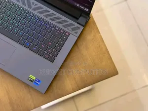New Laptop Dell Inspiron 15 16GB Intel Core i9 SSD 1T