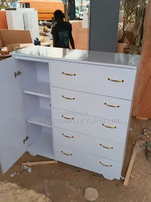 Students Storage Drawers With Mirror