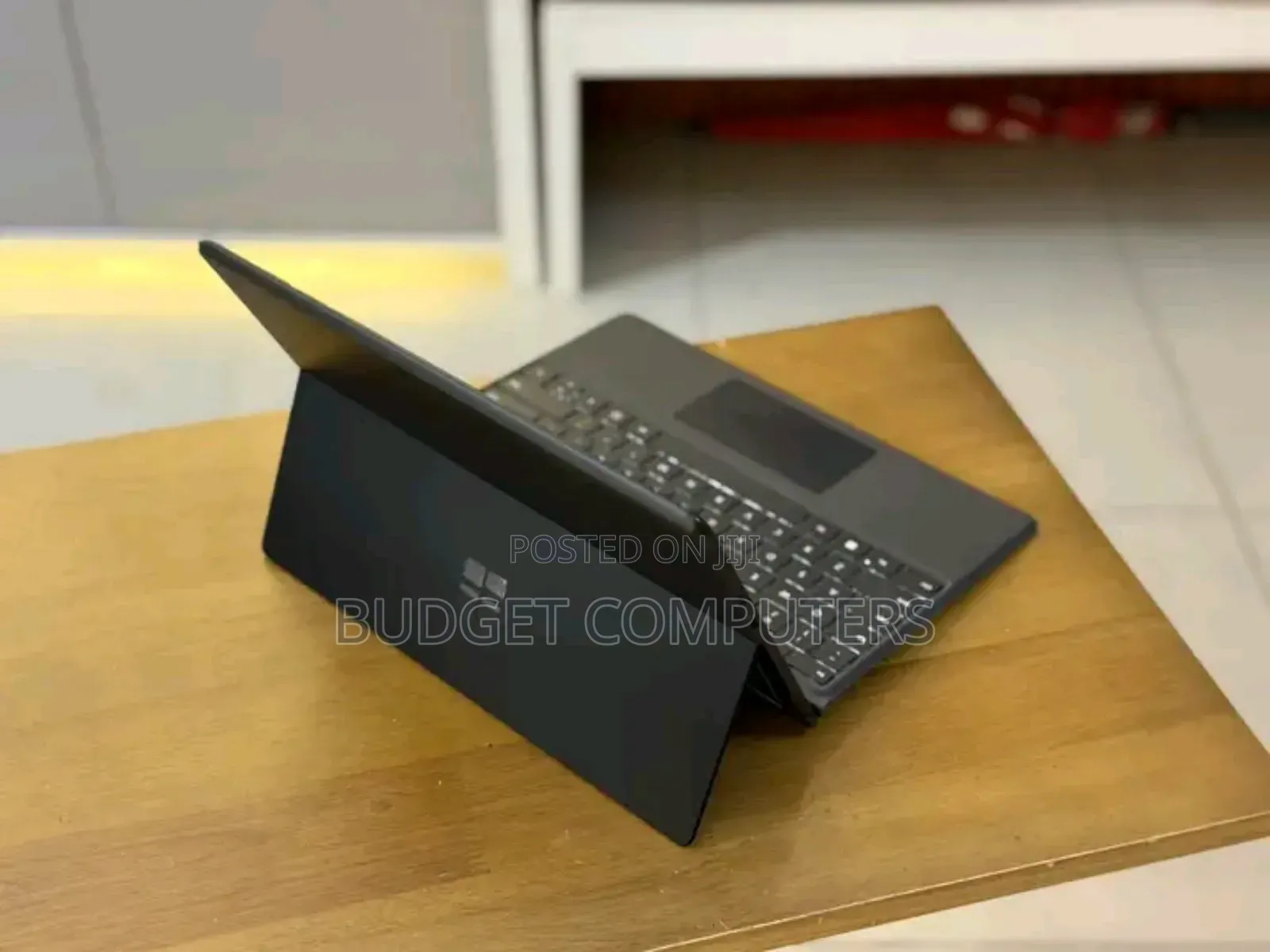 New Laptop Microsoft Surface Pro 8 16GB Intel Core i7 SSD 512GB