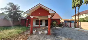 4bdrm House in Baatsona Total for sale