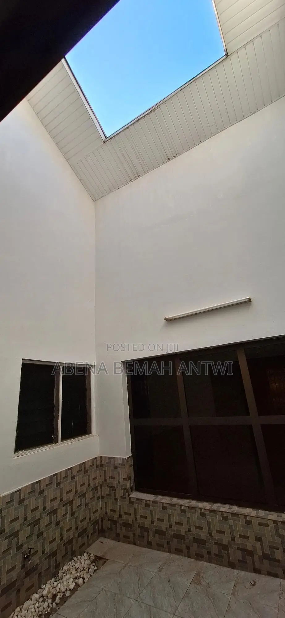 4bdrm House in Baatsona Total for sale
