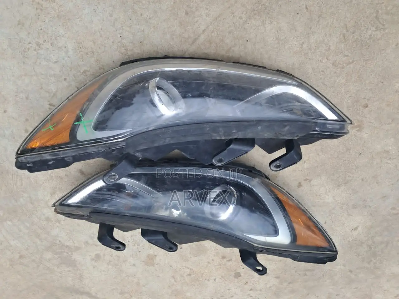Uk Used Almost New Toyota Camry 2012–13 Headlight