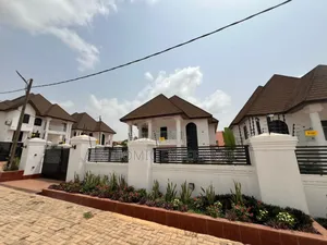 Furnished 5bdrm House in Brofoyedu, Kumasi Metropolitan for sale