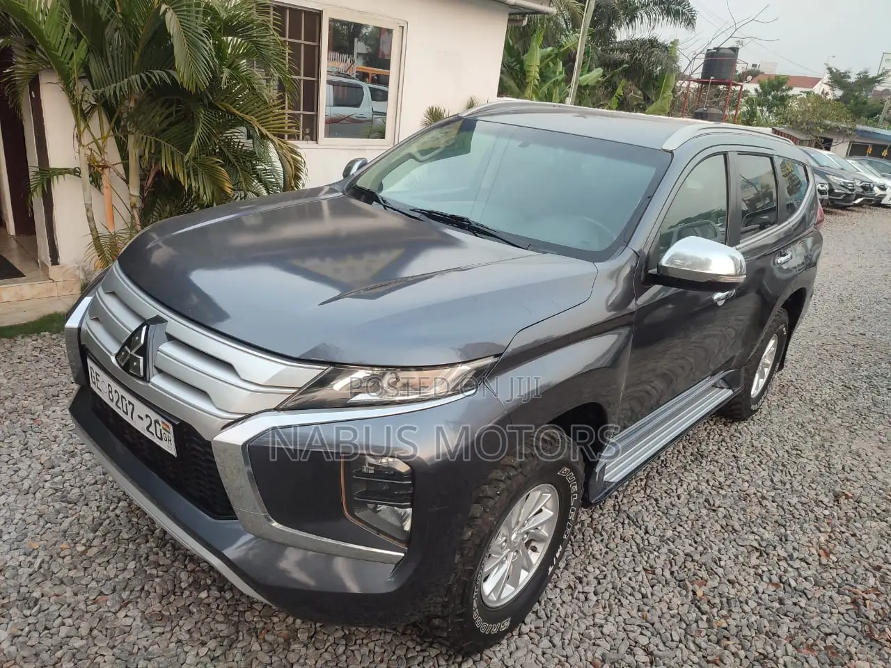 Mitsubishi Pajero 2020 Silver