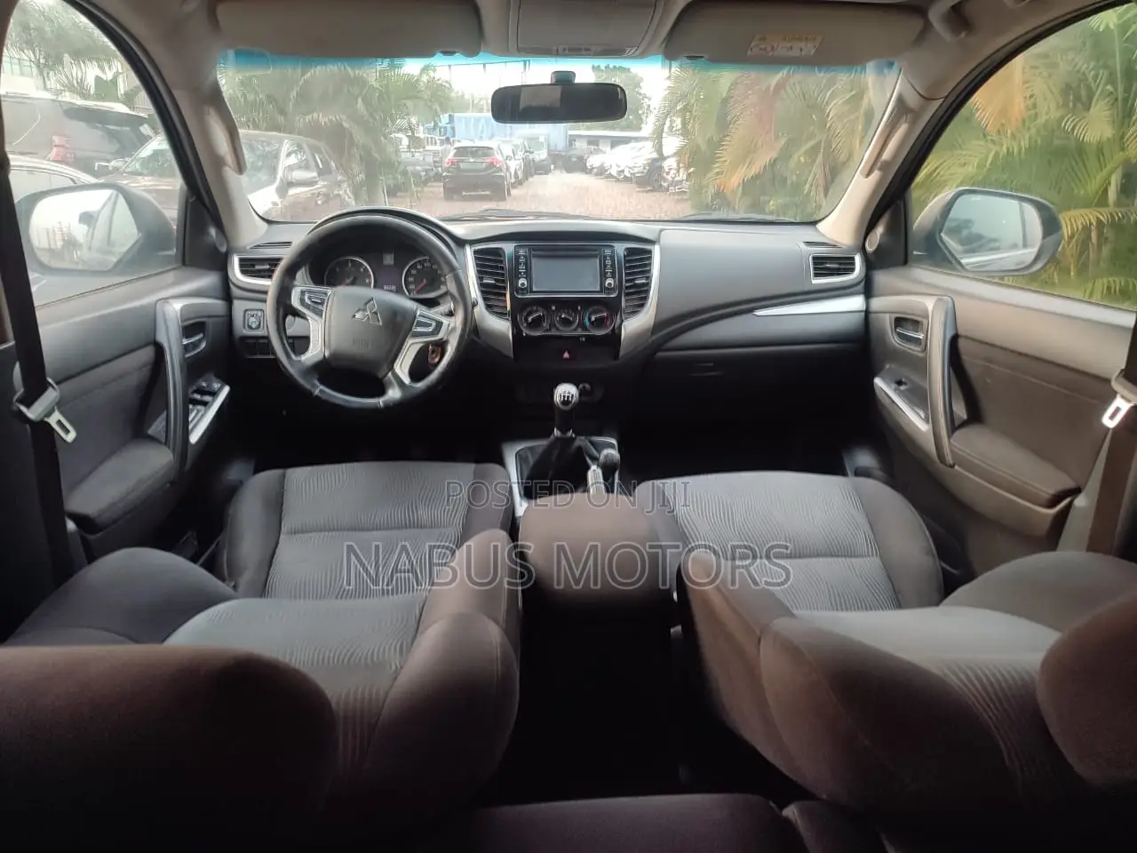 Mitsubishi Pajero 2020 Silver