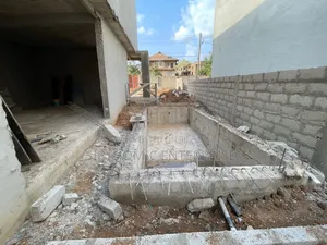 6bdrm House in Asubonteng, Kumasi Metropolitan for sale