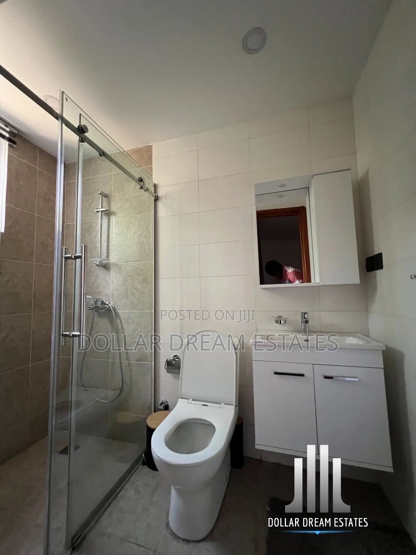 Furnished 3bdrm Apartment in Airport Residential Area for rent