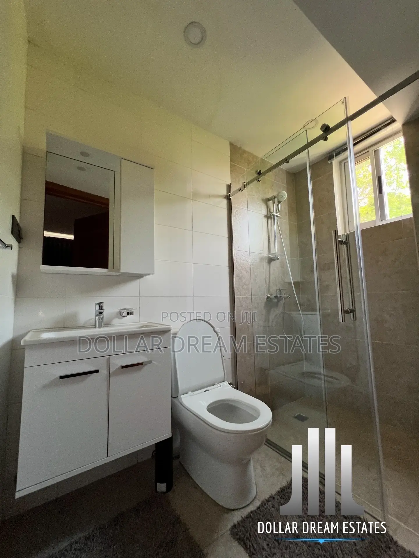 Furnished 3bdrm Apartment in Airport Residential Area for rent