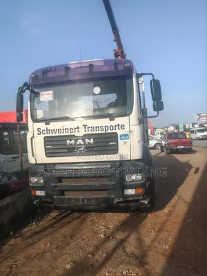 Crane Truck for Sale