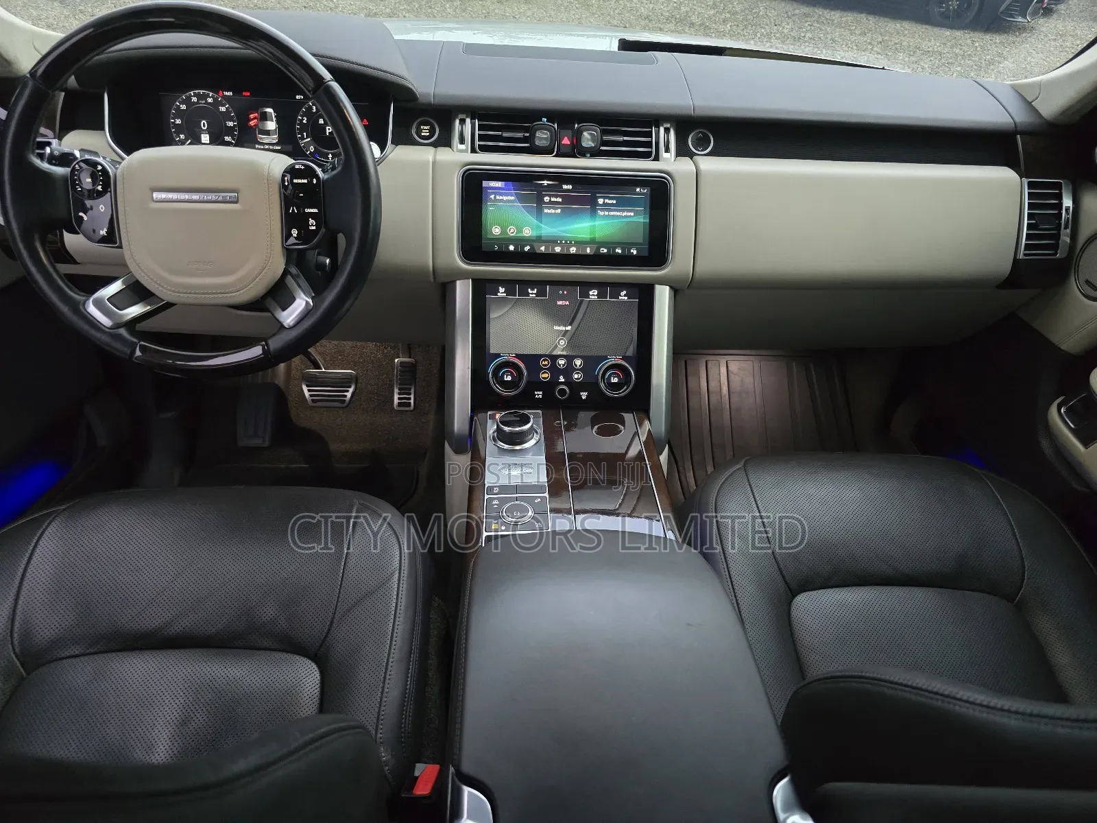 Land Rover Range Rover Vogue 2021 White