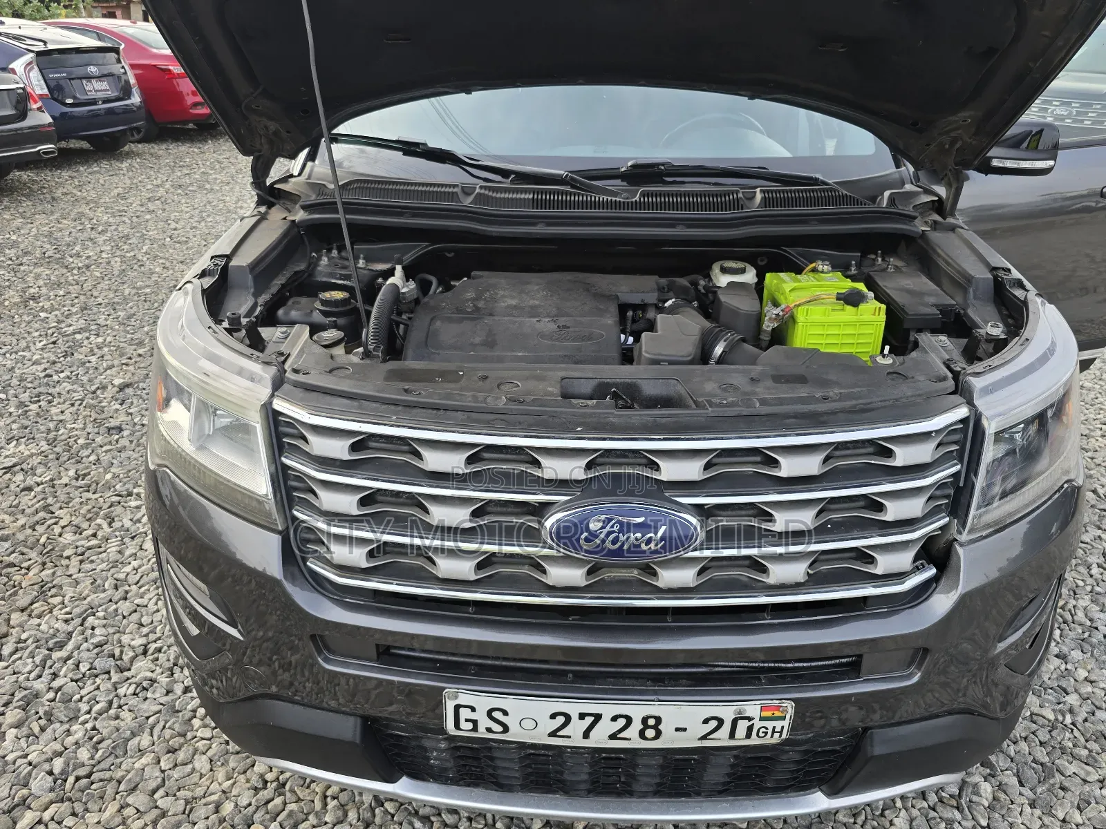 Ford Explorer Platinum 4dr 4x4 (3.5L 6cyl 6A) 2017 Gray