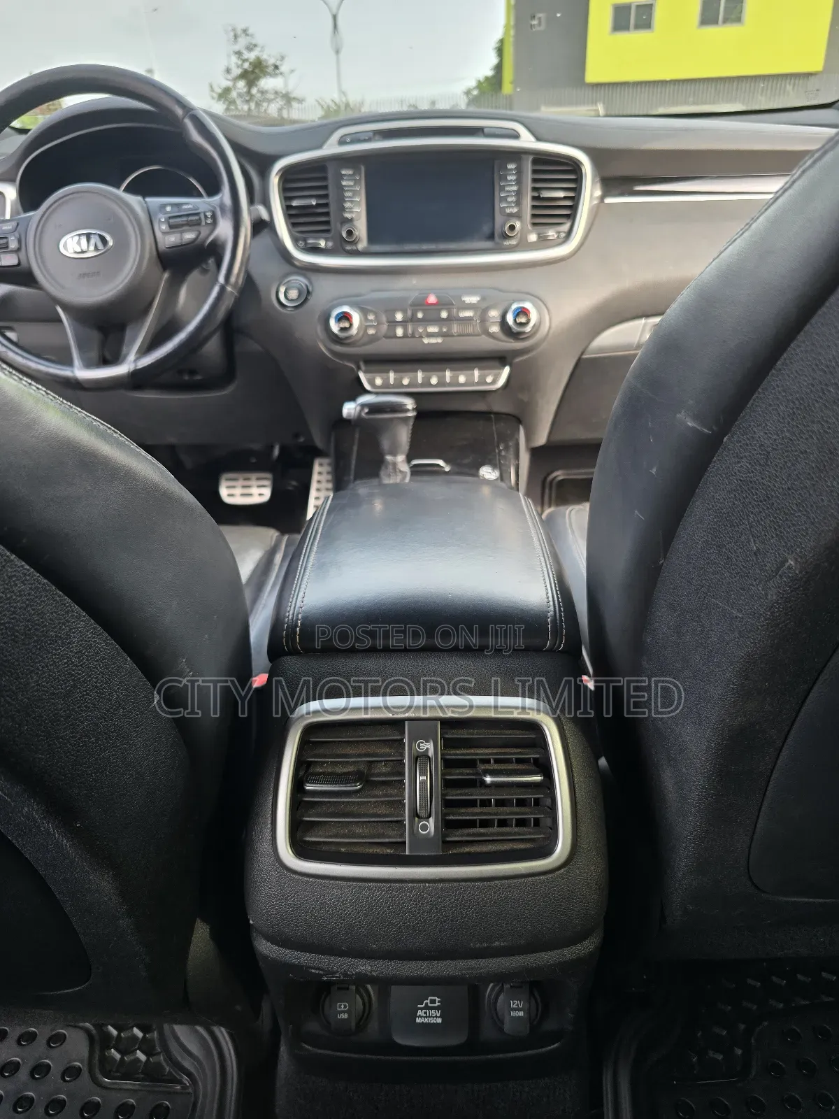 Kia Sorento 4dr SUV 2016 White