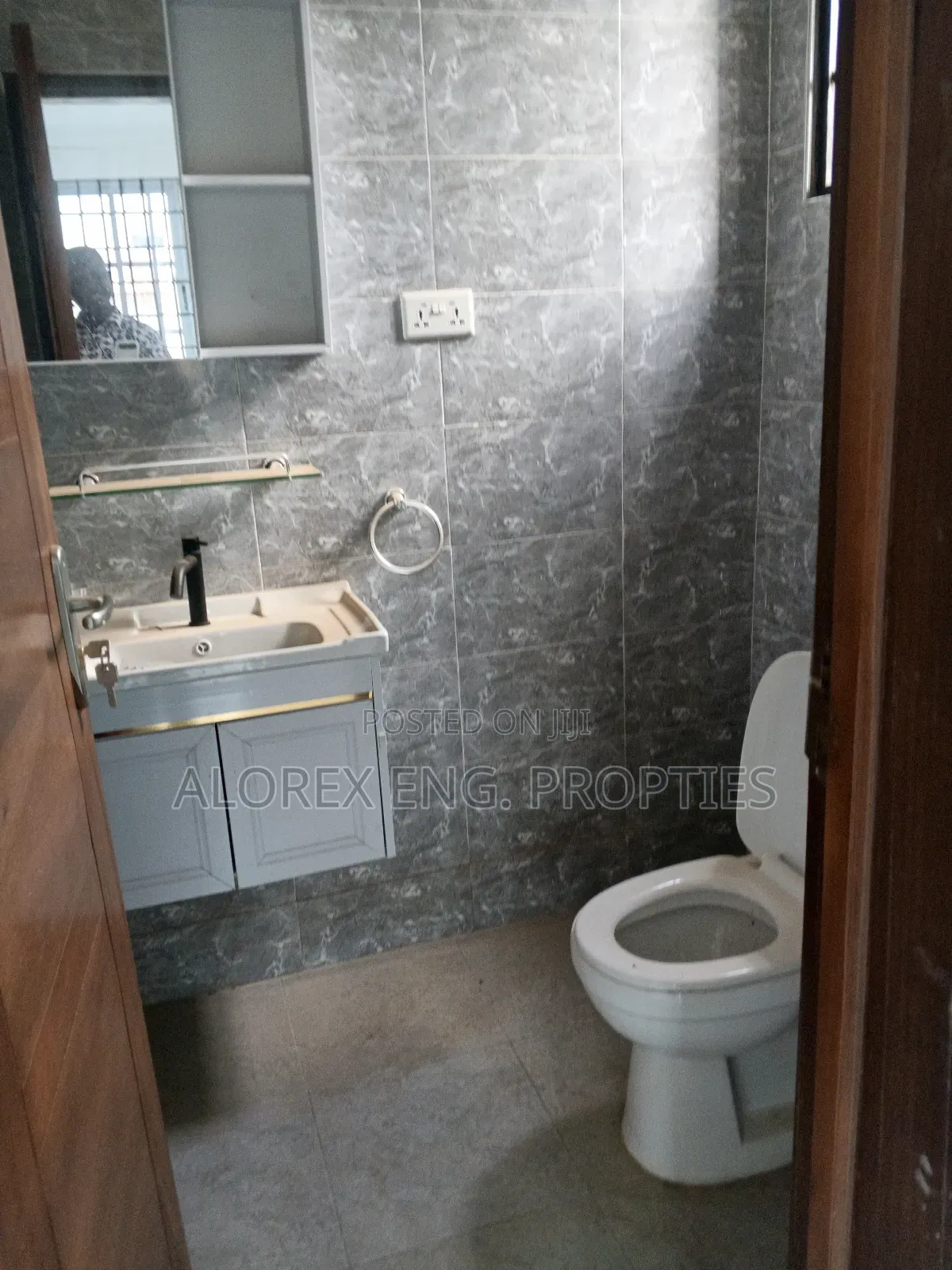 2bdrm Apartment in New Legon for rent