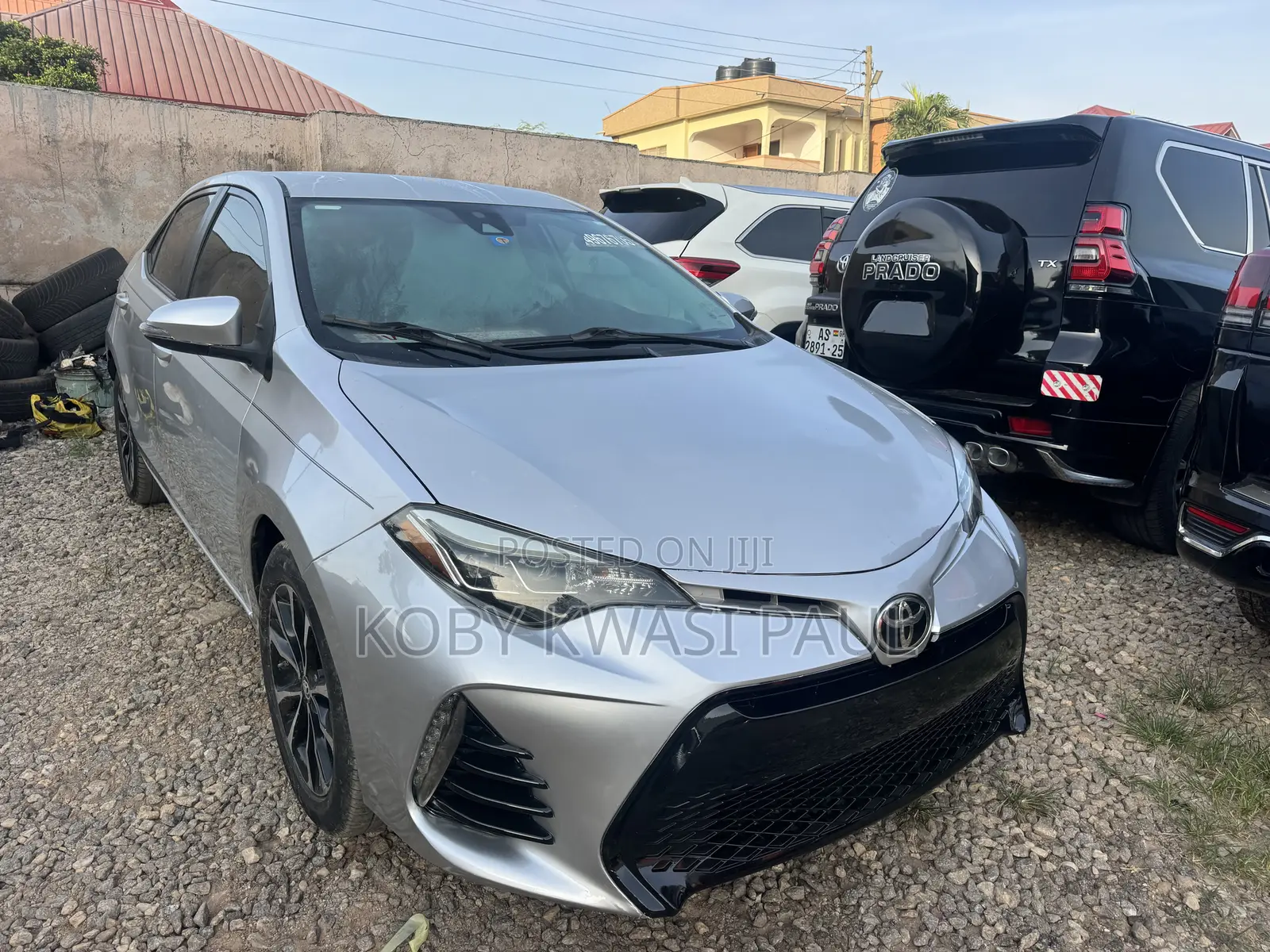 Toyota Corolla SE (1.8L 4cyl 6M) 2018 Silver