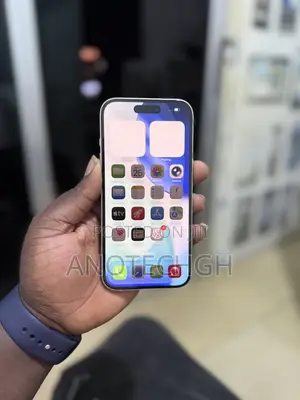 Apple iPhone 15 128 GB Yellow