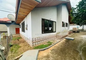 5bdrm House in Santasi Nkronsa, Kumasi Metropolitan for sale
