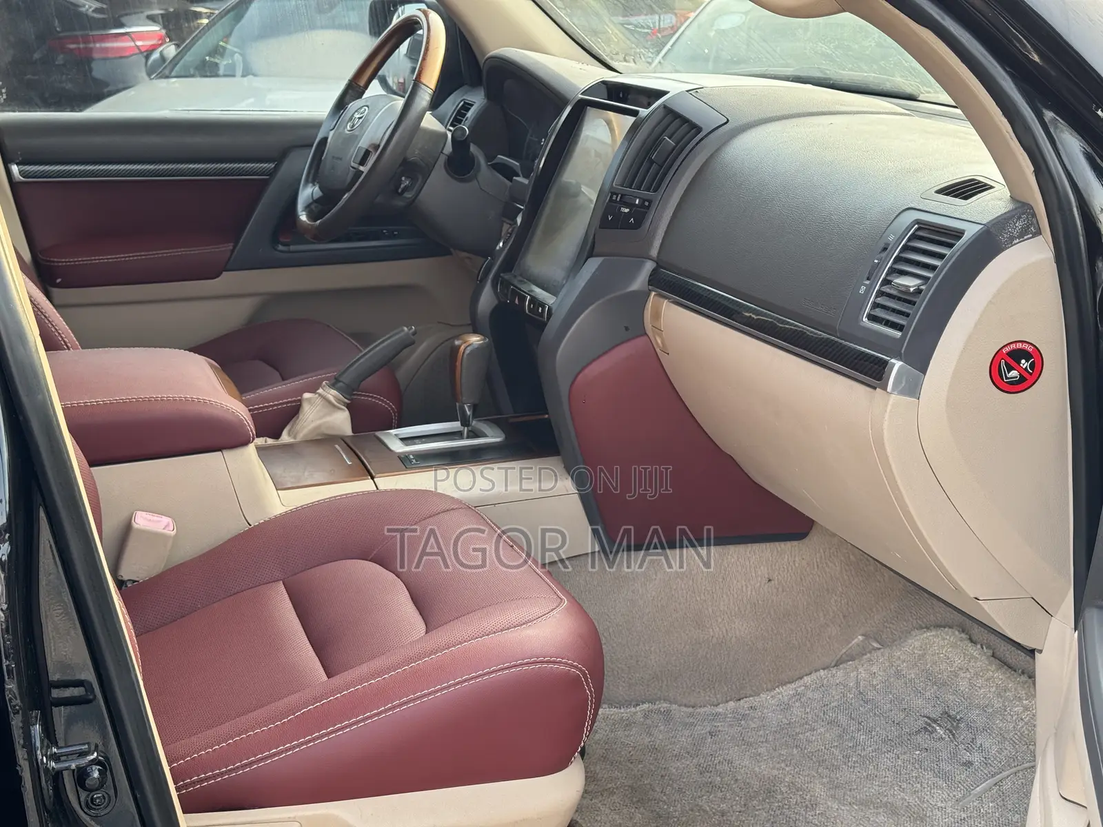 Toyota Land Cruiser 4.0 V6 DLX 2015 Black