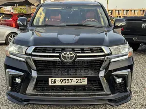 Toyota Land Cruiser 4.0 V6 DLX 2015 Black