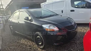 Toyota Yaris SE Hatchback 5dr 2012 Black