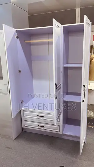 Foreign 3 Doors Wardrobe