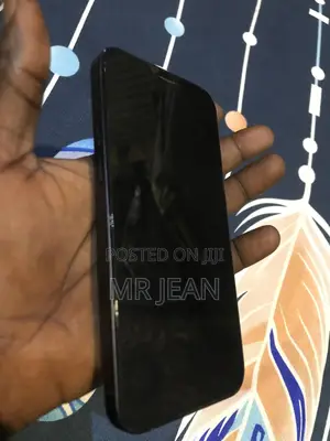 Apple iPhone 12 64 GB Black