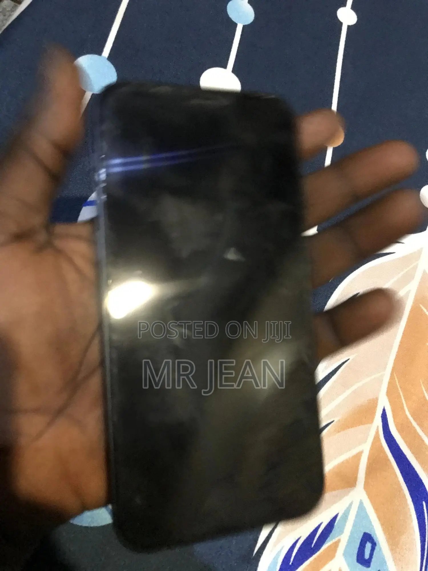Apple iPhone 12 64 GB Black
