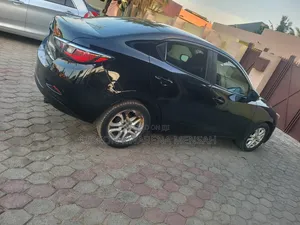Toyota Yaris iA 1.5 FWD 2016 Black