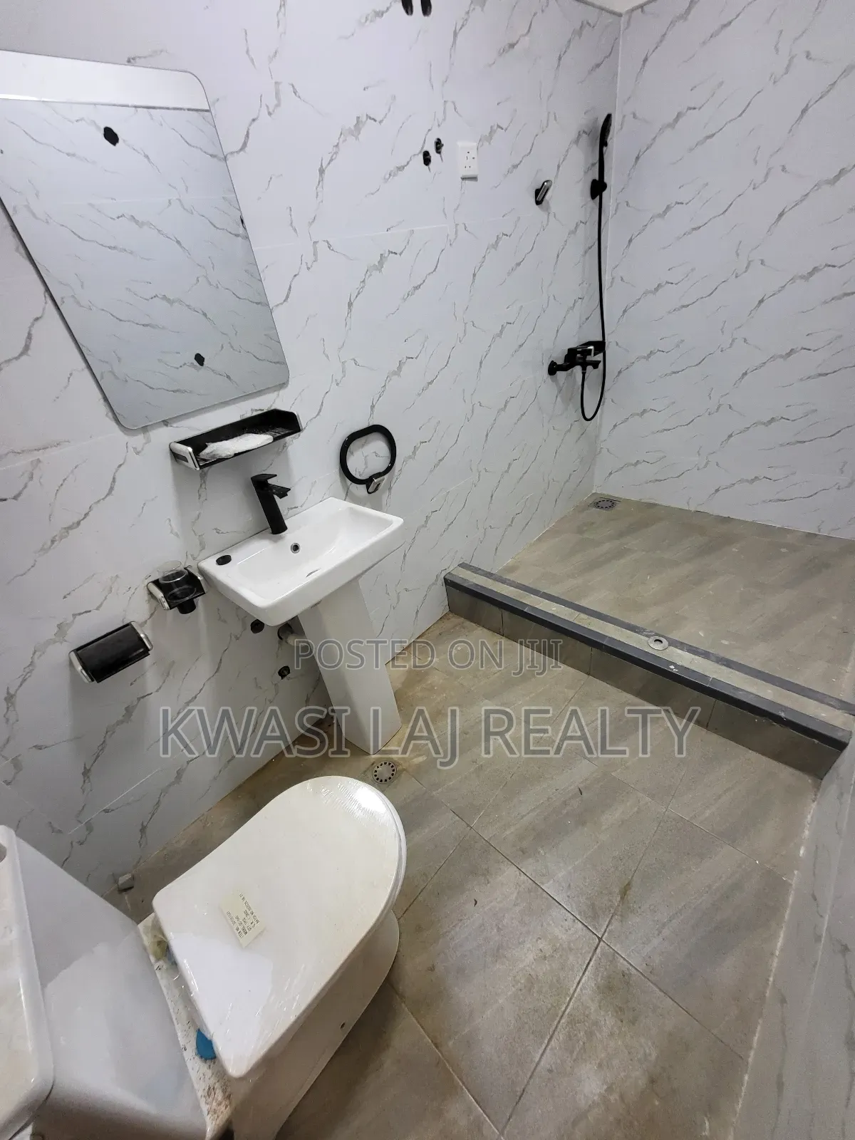 2bdrm Apartment in Redtop, West Hills Mall Area for rent