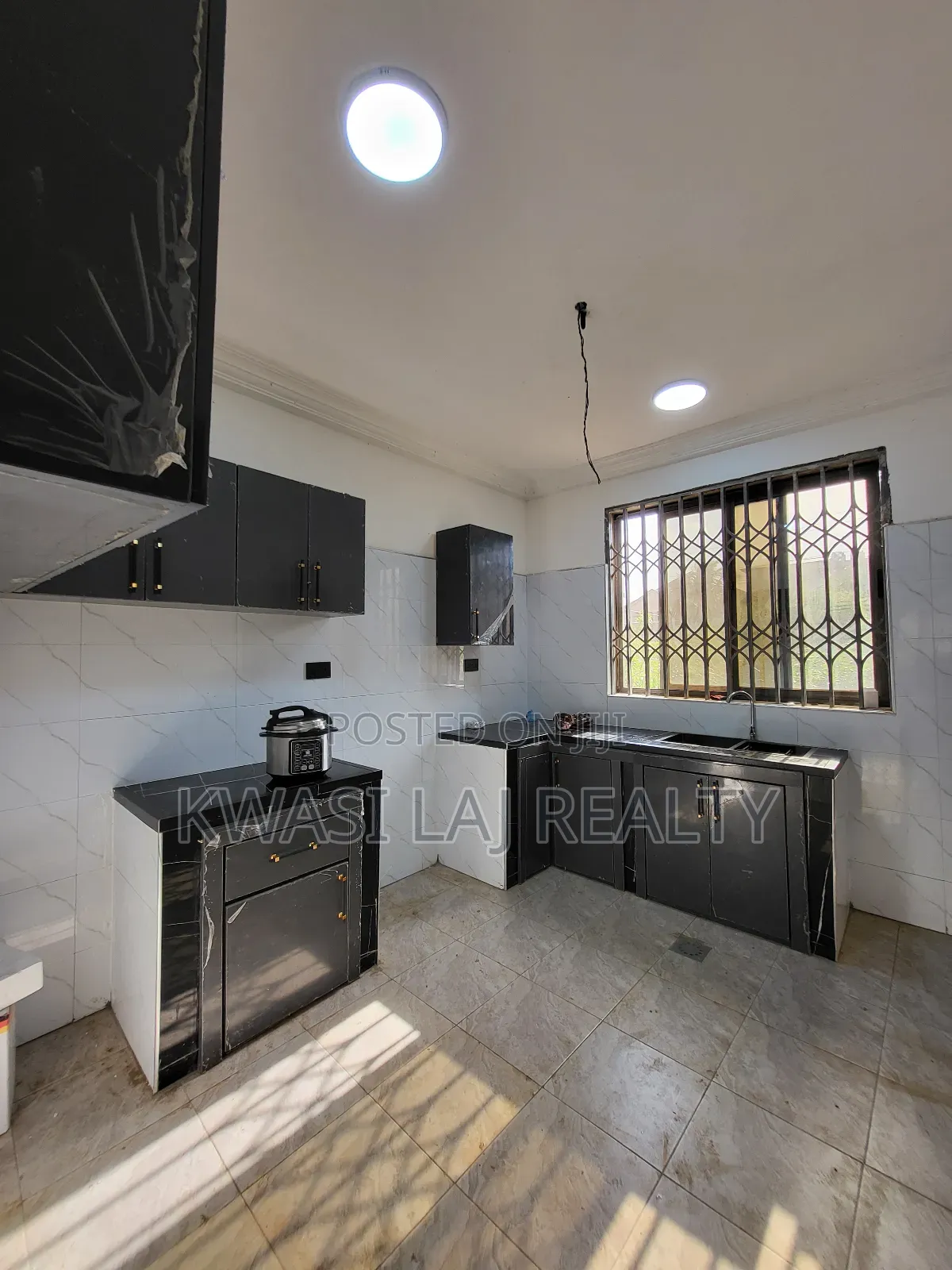 2bdrm Apartment in Redtop, West Hills Mall Area for rent