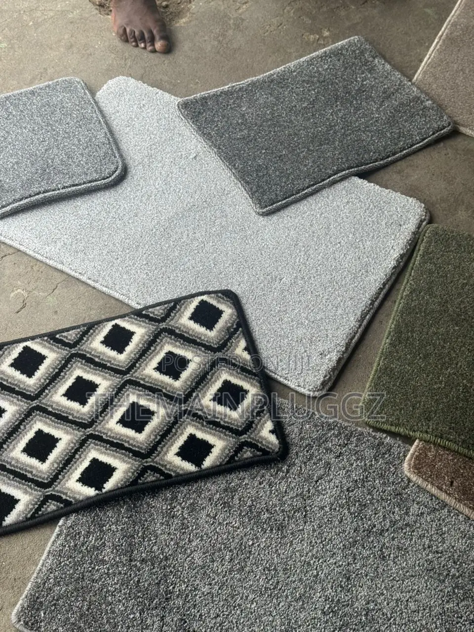 Woollen Carpets Different Sizes