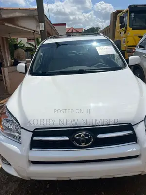 Toyota RAV4 2.5 4x4 2012 White