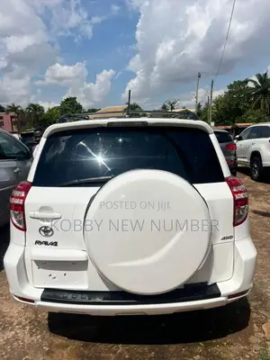 Toyota RAV4 2.5 4x4 2012 White