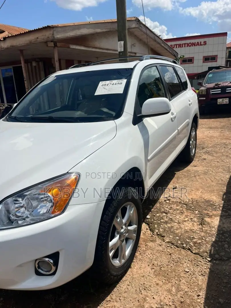Toyota RAV4 2.5 4x4 2012 White