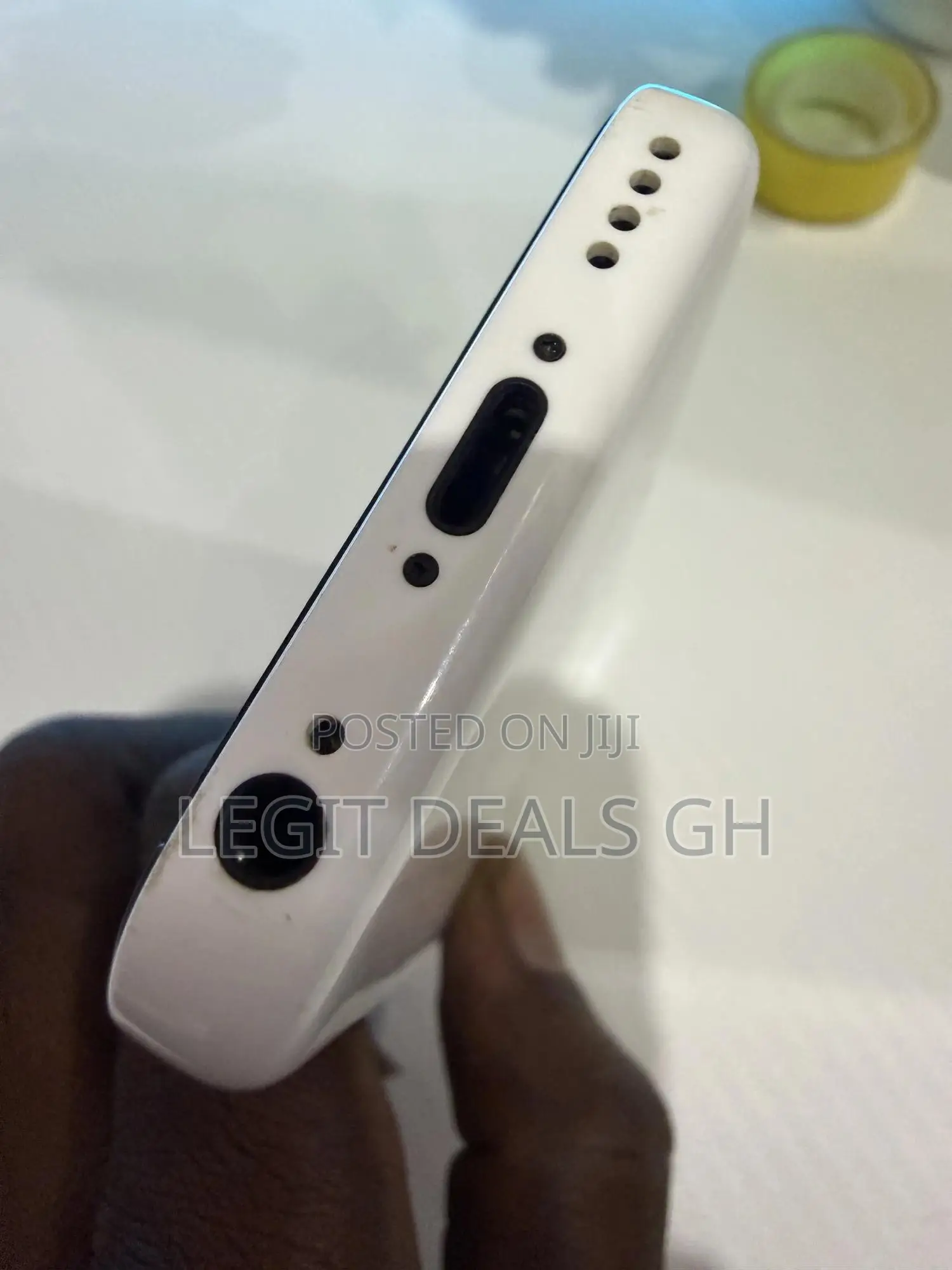 Apple iPhone 5c 16 GB White