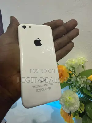 Apple iPhone 5c 16 GB White