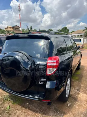 Toyota RAV4 2.5 4x4 2012 Black