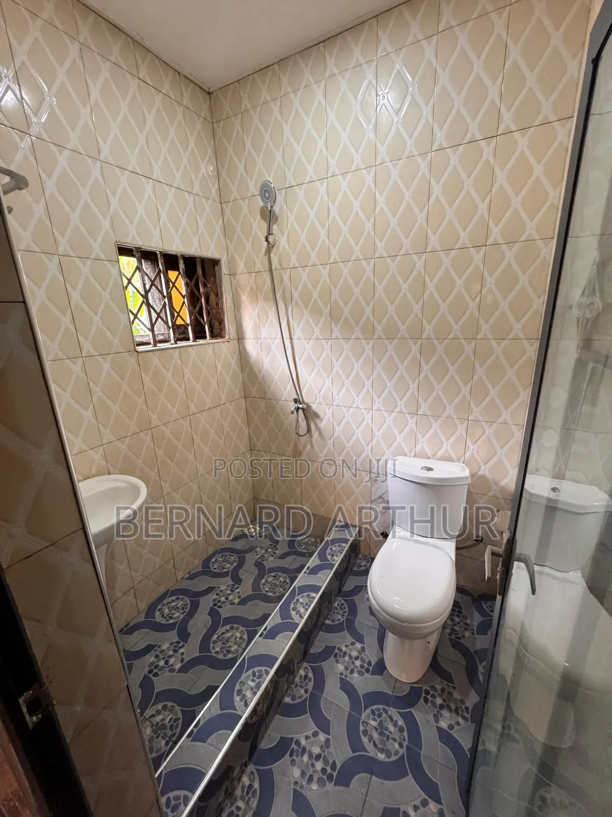 1bdrm Room & Parlour in Bernard Agency, Amasaman for rent