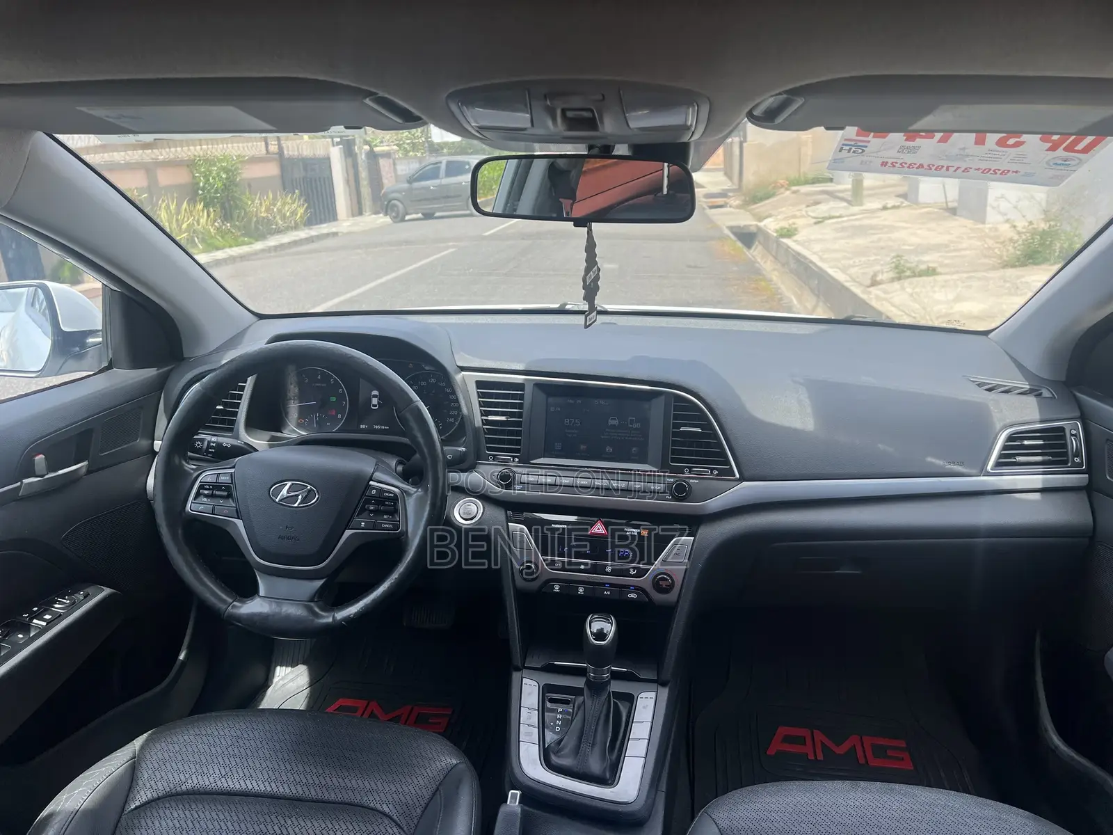 Hyundai Elantra 2017 White