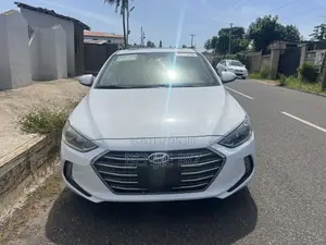 Hyundai Elantra 2017 White