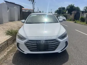Hyundai Elantra 2017 White
