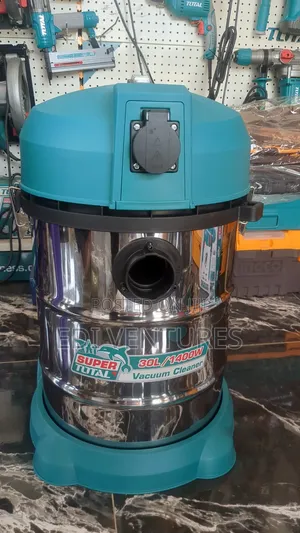 Total 30 Litres / 1400w Vacuum Cleaner