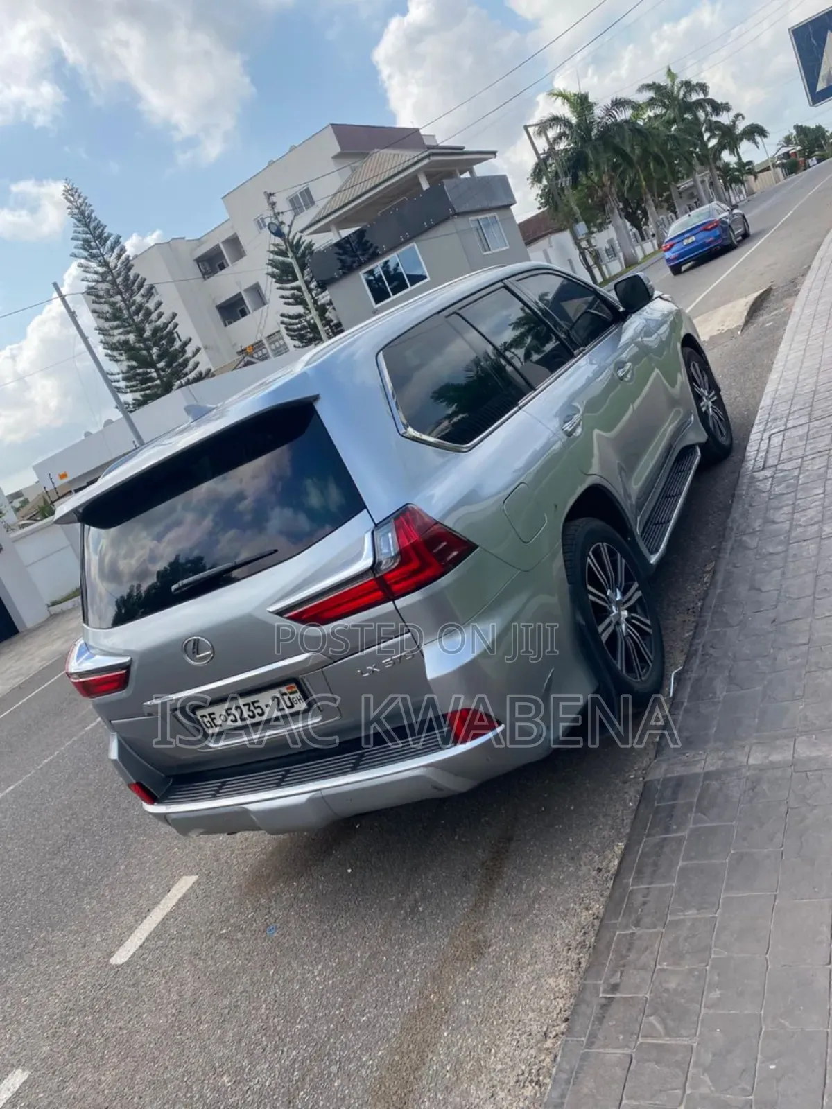 Lexus LX 2017 Silver