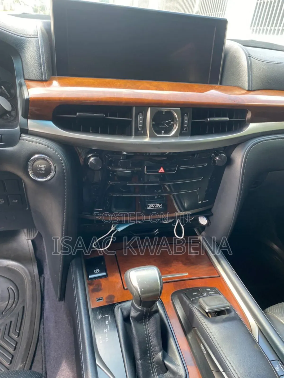 Lexus LX 2017 Silver