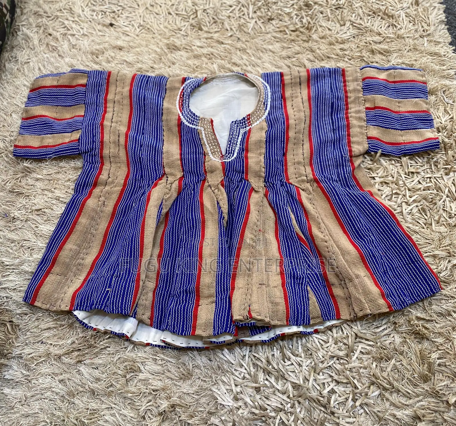 Kids Smocks Available