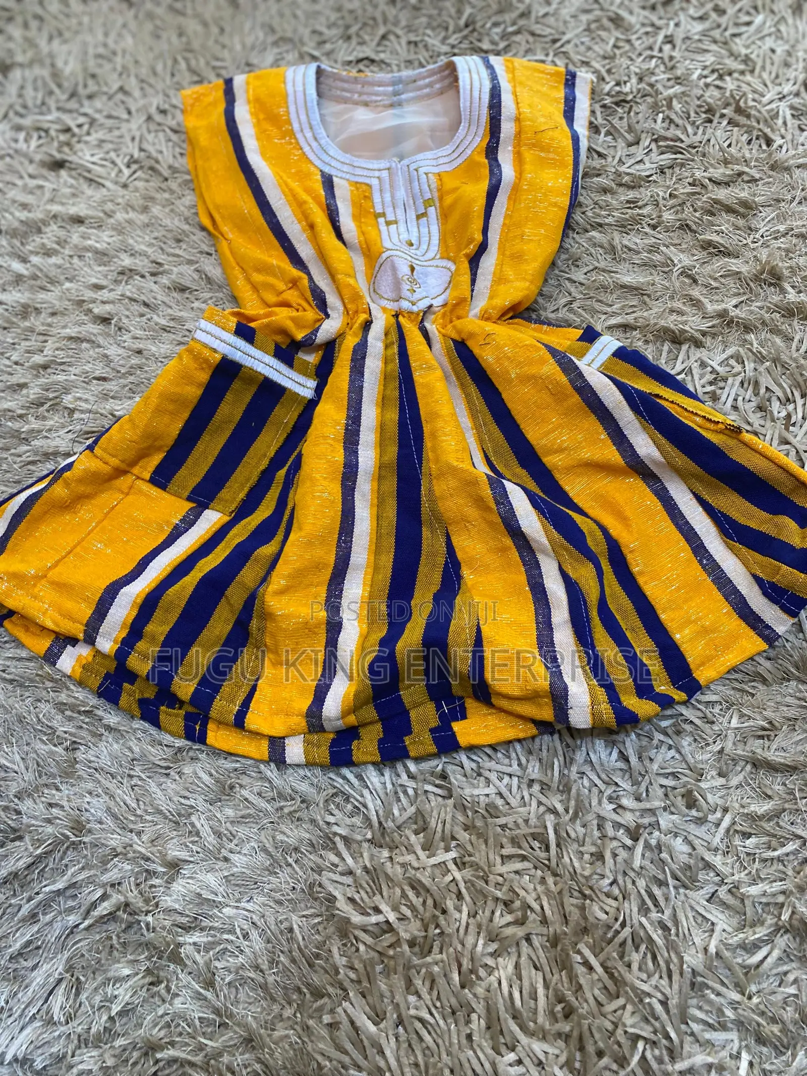 Kids Smocks Available