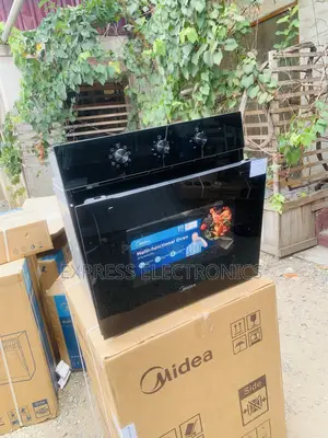 Built in Midea 65m80m1-004bk—Microwave Oven