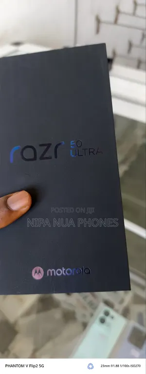 New Motorola Razr 40 Ultra 256 GB Gray